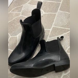 Black Shiny Womens Ankle Boots